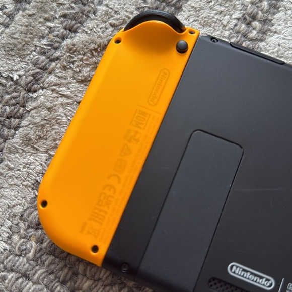 Nintendo Switch Console, Game, Extra Controllers - Picture 6 of 11